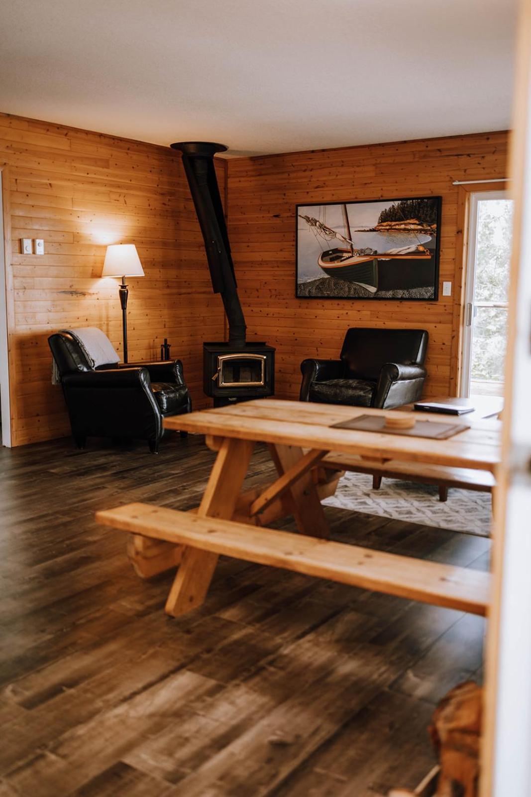 Page'S Resort & Marina Gabriola 외부 사진